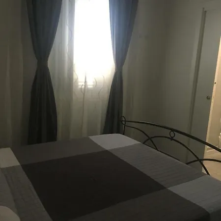 Affittacamere Aeroporto Bellini 3*